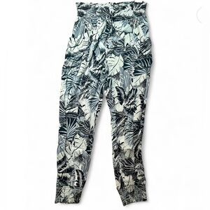 Aerie Blue and White Tropical Print Pants